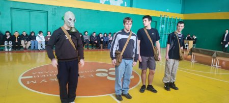 Достойно Родине служить