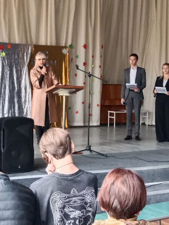 Торжественная линейка и классный час, посвященные Дню среднего профессионального образования Торжественная линейка и классный час, посвященные Дню среднего профессионального образования