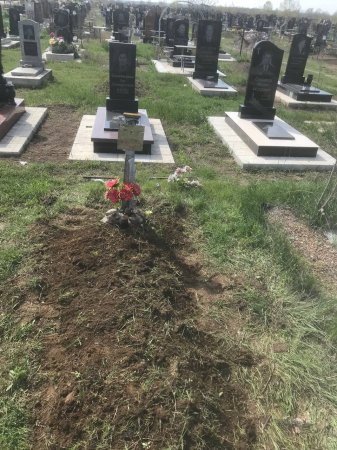 Уход за могилами ветеранов Великой отечественной войны